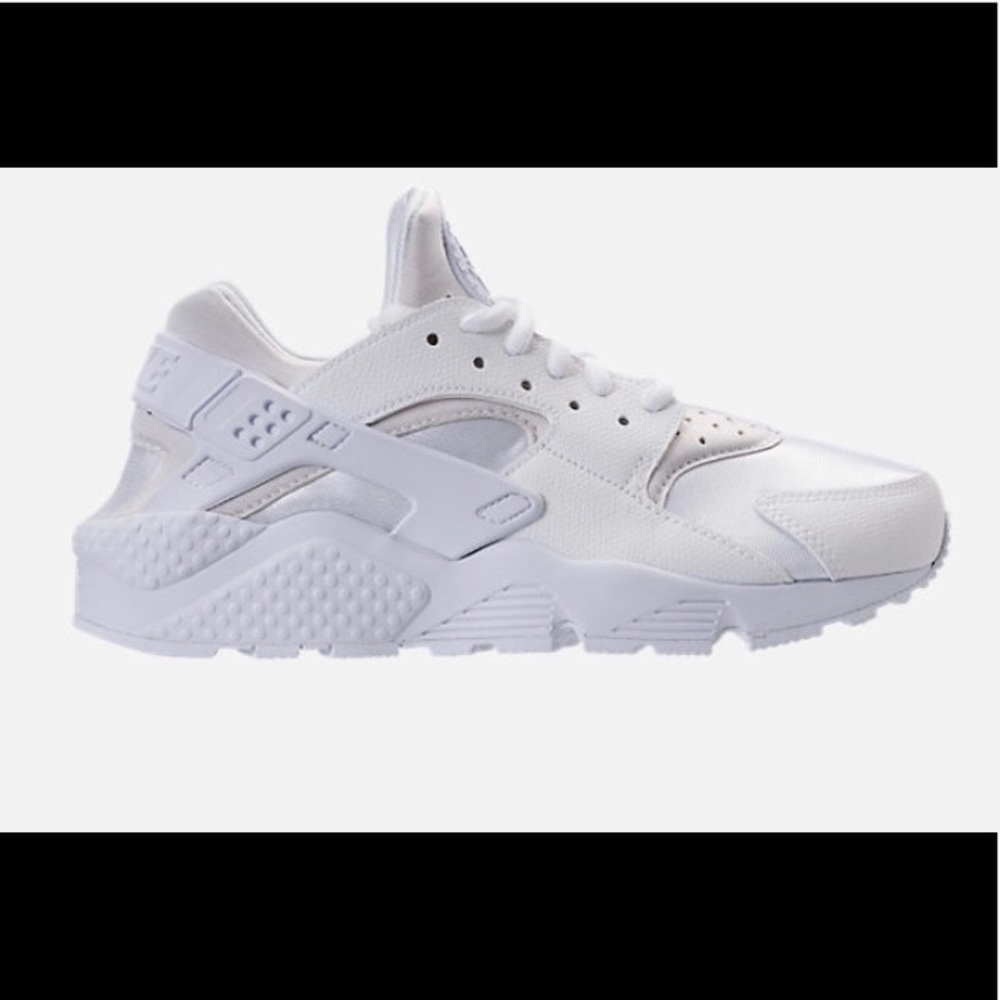 brand new white huarache’s